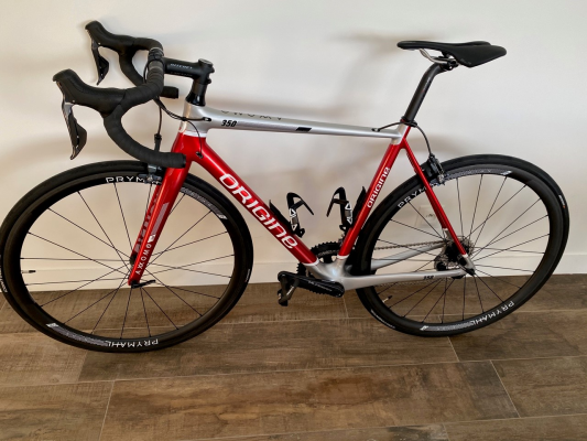 Axxome II 350 Carbone - Shimano Ultegra R8000 Di2 - roues Prymahl Orion C35 Pro